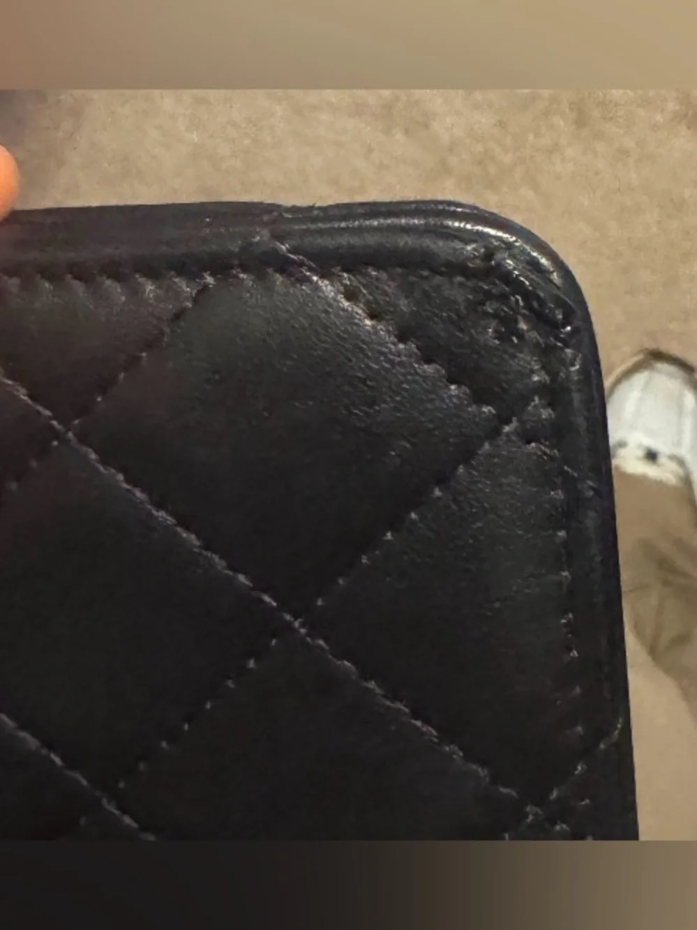 CHANEL luxurious quilted